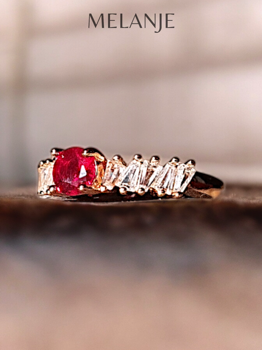 Red Solitaire Crystal White Cubic Zircon Zig-Zag Pattern S925 Adjustable Gold Ring