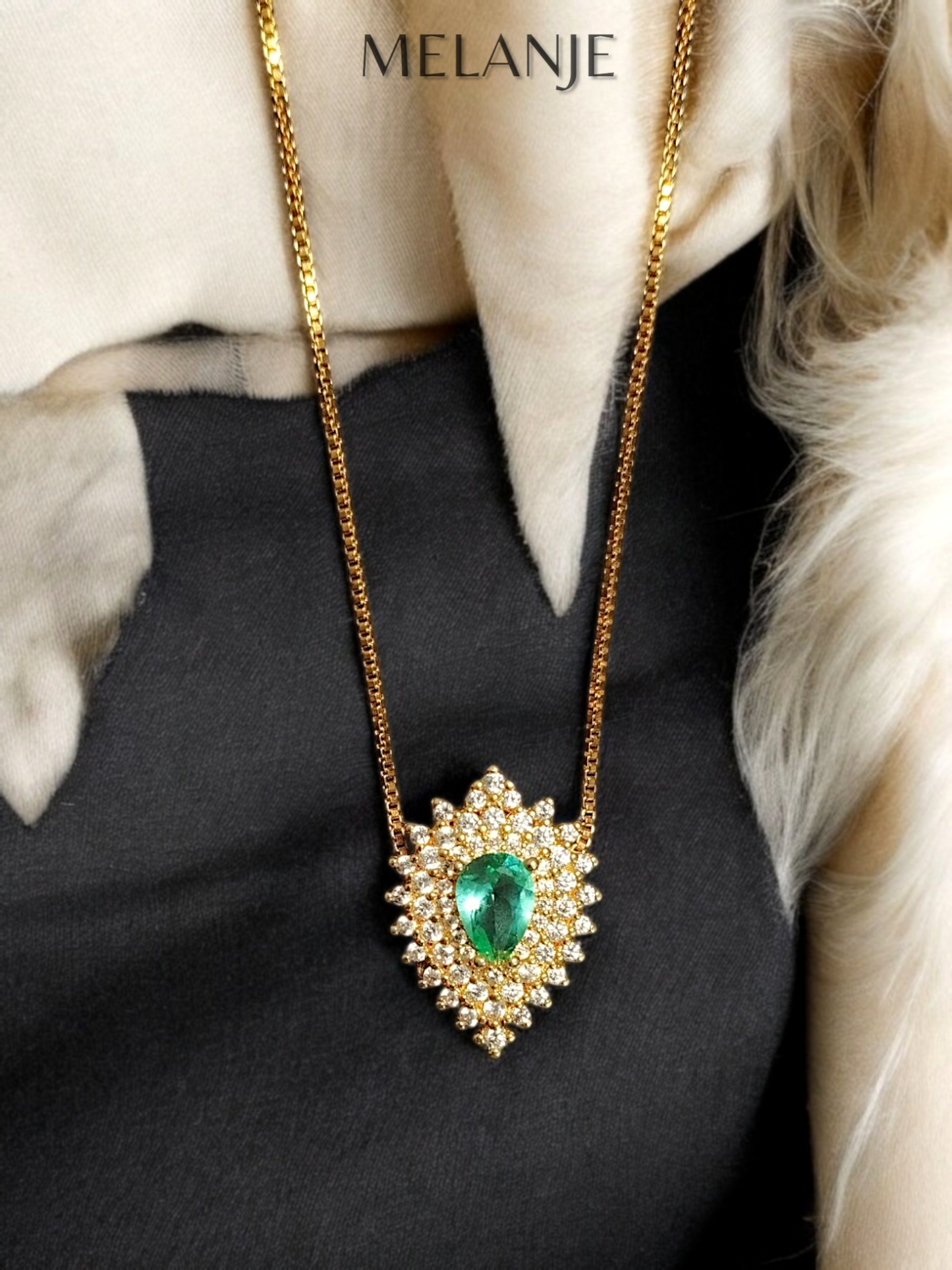 Turquoise Pear-Shaped Crystal Cubic Zirconia Stainless Steel Luxury Leaf Pendant Necklace