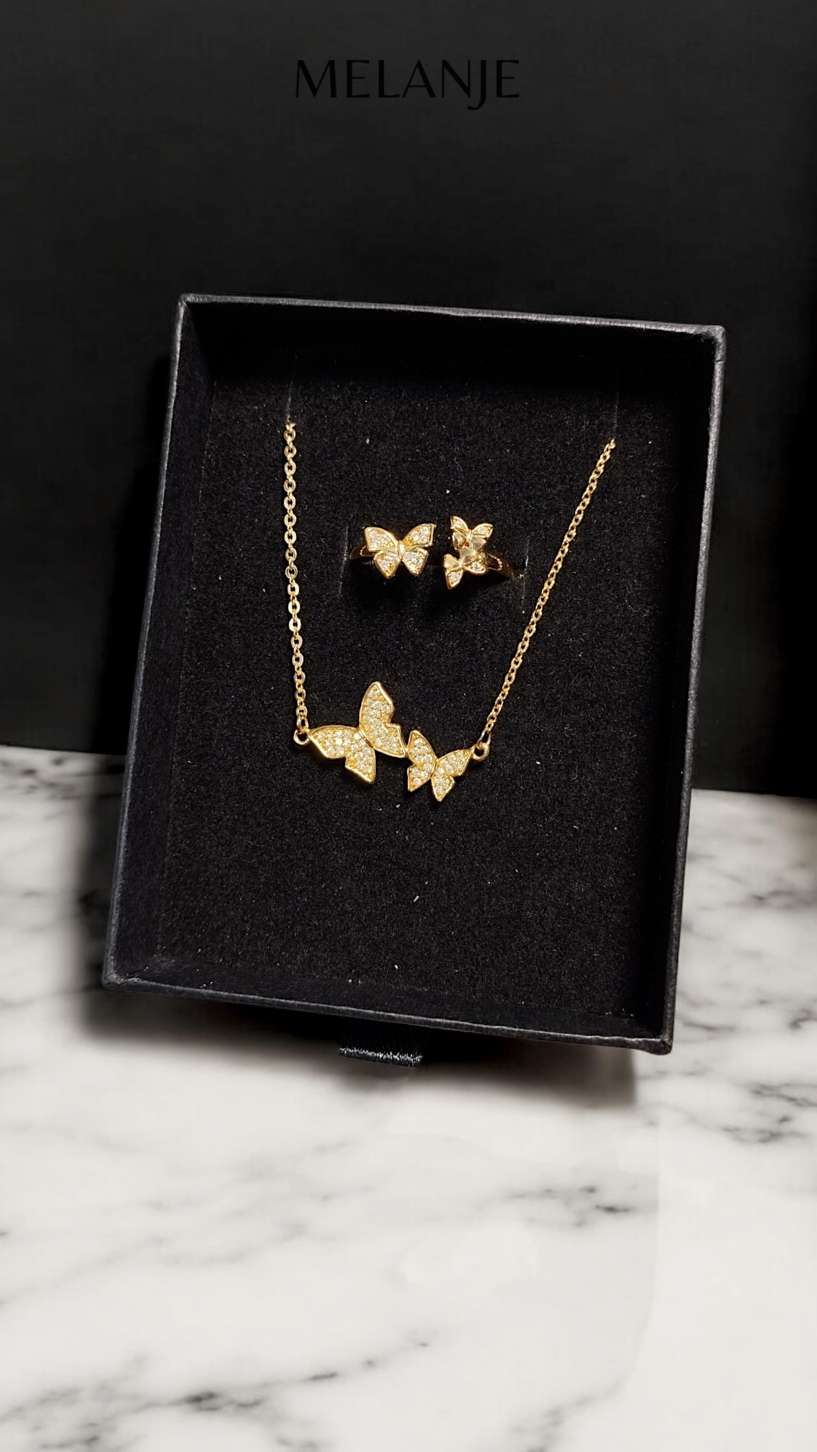 FLUTTERING DUO SET