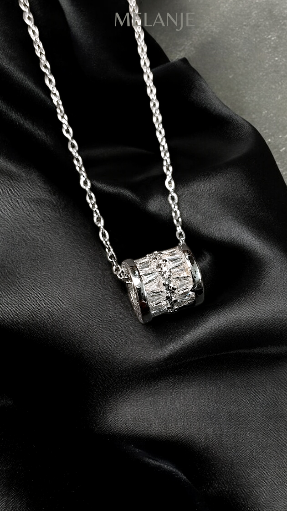 Sterling Silver Clear Cubic Zirconia Minimal Zig-Zag Pattern Ring Pendant Necklace
