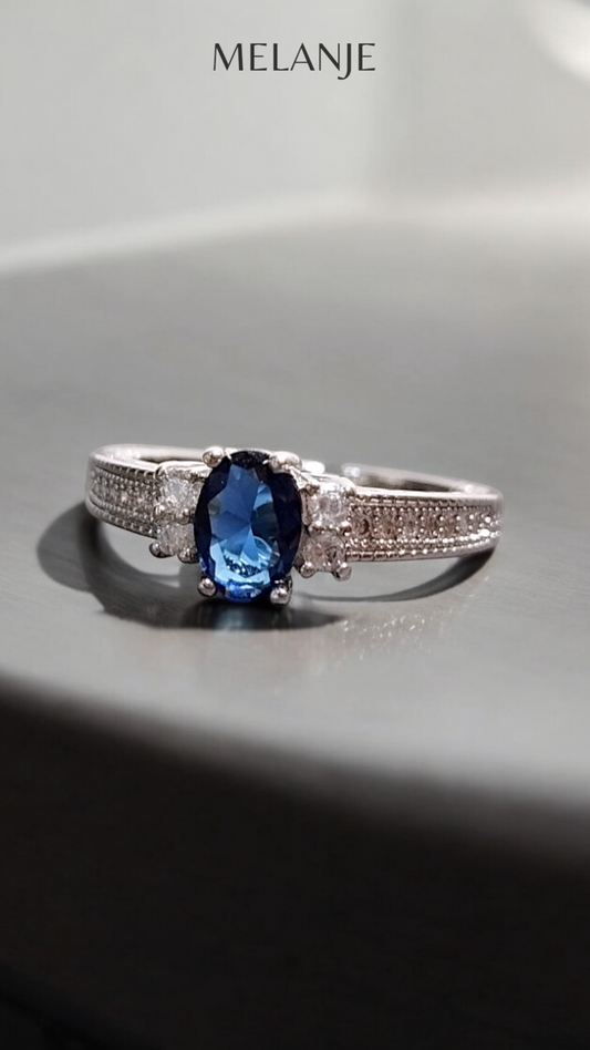 Sterling Silver Sapphire Blue Oval Solitaire Crystal Single-Row Design Adjustable Ring