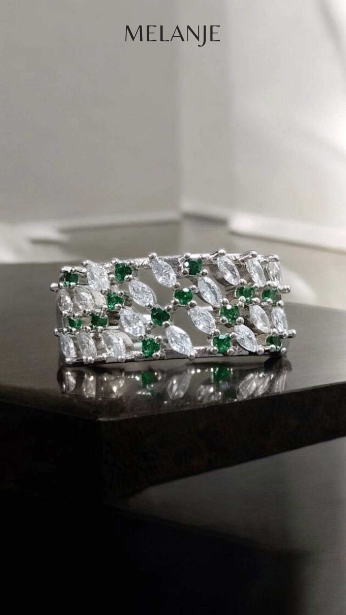 Emerald Round Cut & Clear Marquise Cut Cubic Zirconia Adjustable Inlaid Cluster Band Ring