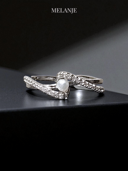 Dual-Layered Cubic Zirconia and Pearl Adjustable Ring