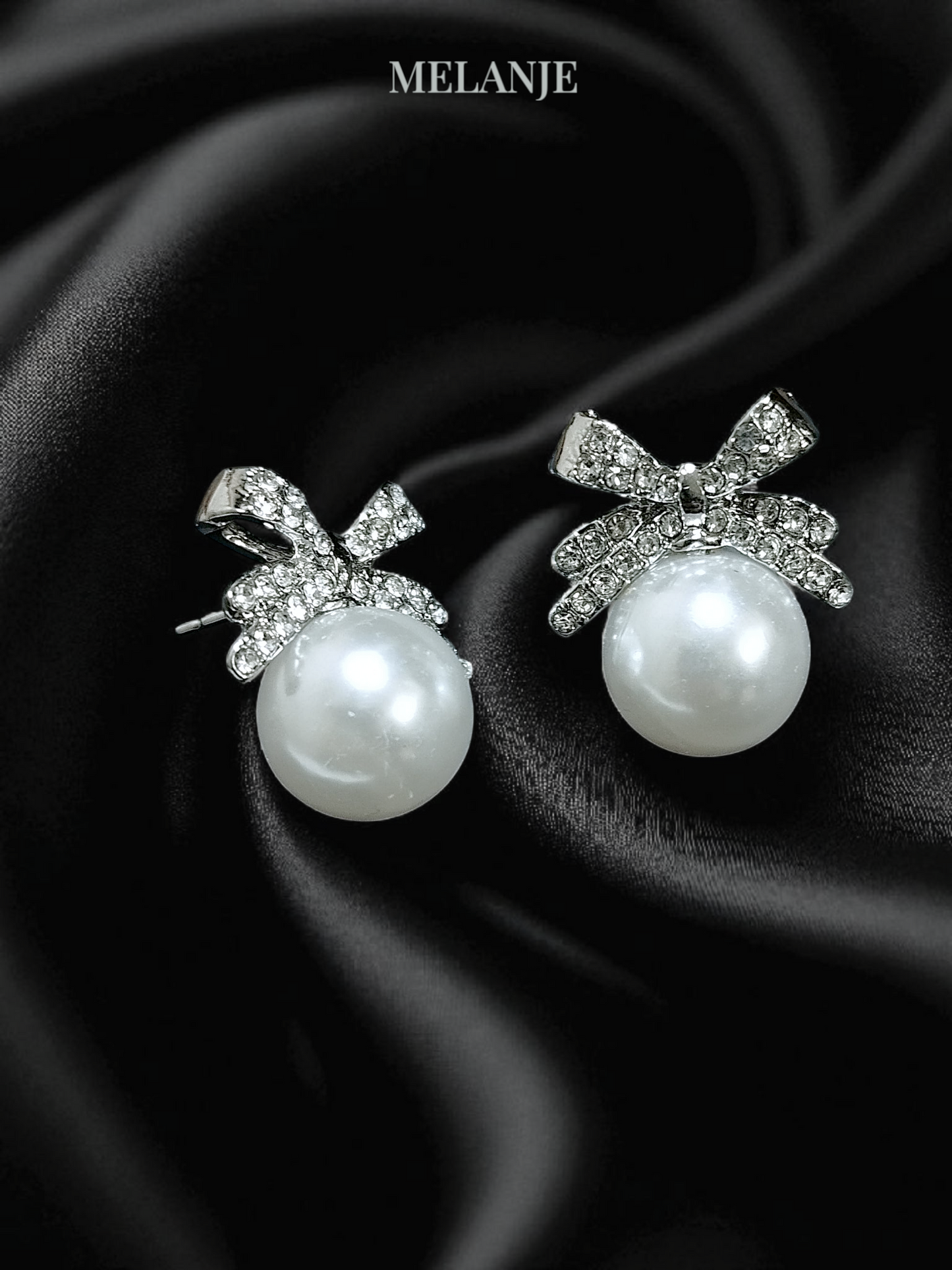 Luxury Bow-Shaped Cubic Zirconia Pearl Stud Earrings