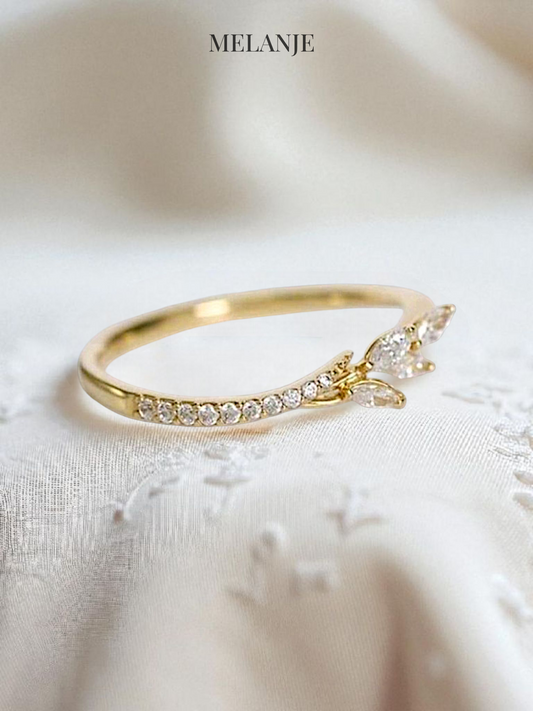 Dainty Leaf Design Cubic Zirconia Gold Ring