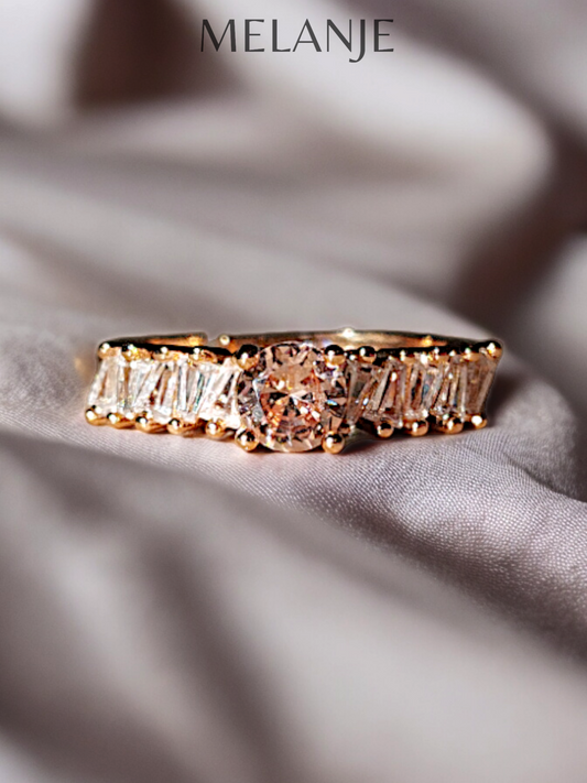 Champagne Solitaire Crystal White Cubic Zircon Zig-Zag Pattern Adjustable Gold Ring