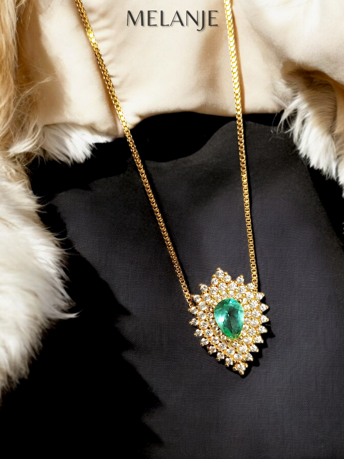 Turquoise Pear-Shaped Crystal Cubic Zirconia Stainless Steel Luxury Leaf Pendant Necklace