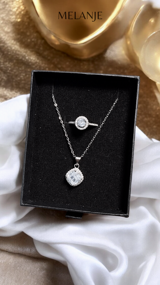 AURORA CHARM SET