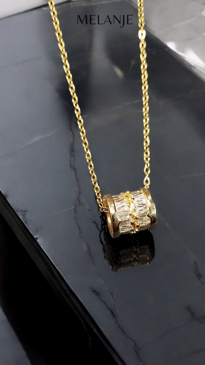 1k Gold Plated Cubic Zirconia Minimal Zig-Zag Pattern Ring Pendant Necklace